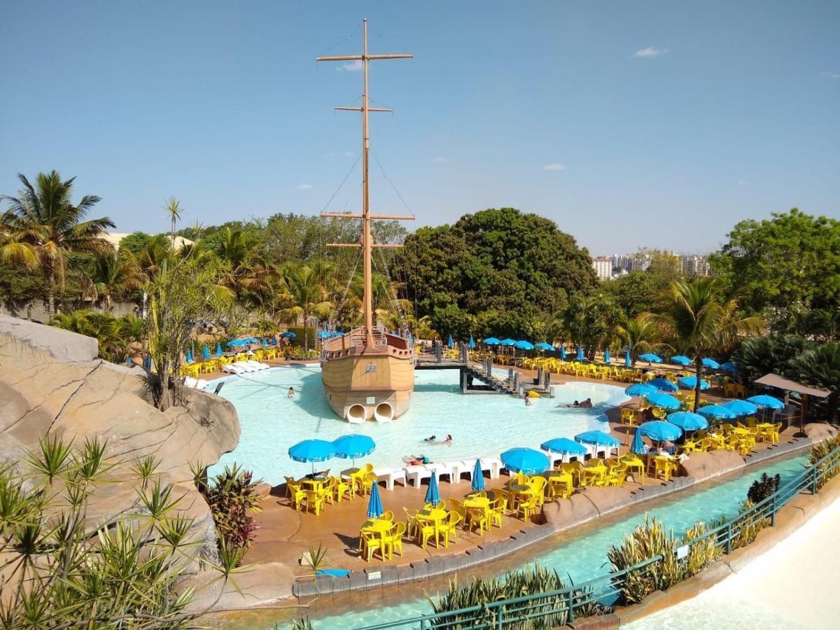 Villa Piazza Diroma à Caldas Novas Extérieur photo